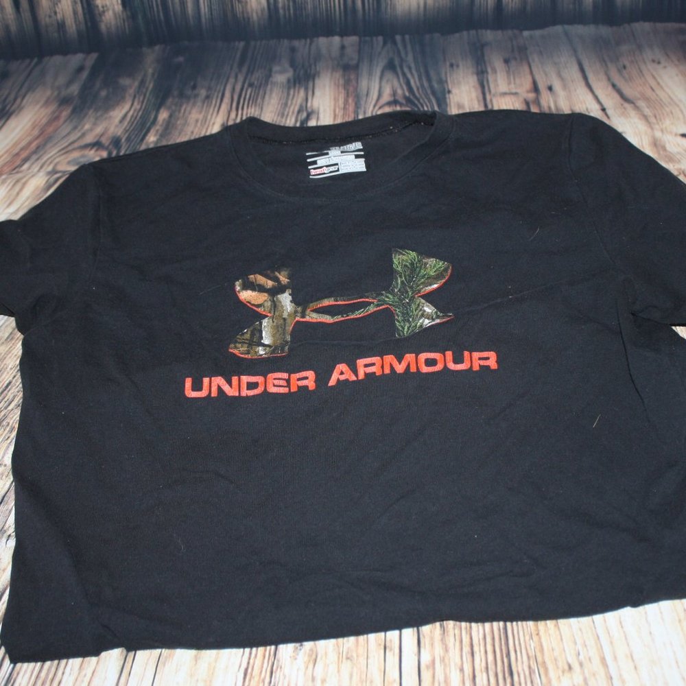 Black/Camo YXL Under Armour Loose Fit Tee